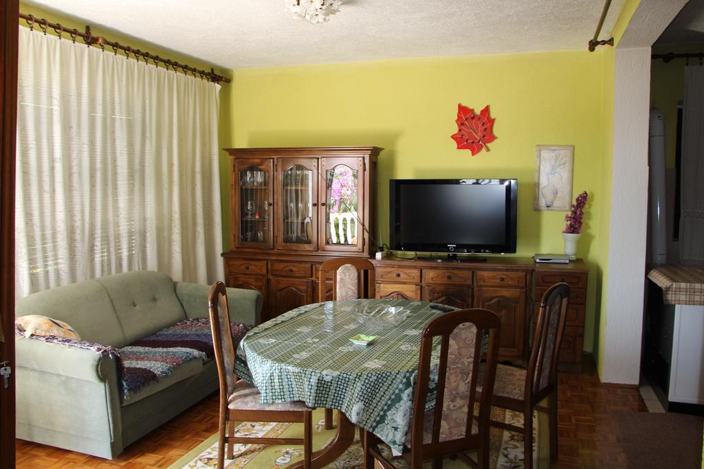 Apartment Dragovic Ulcinj Habitación foto